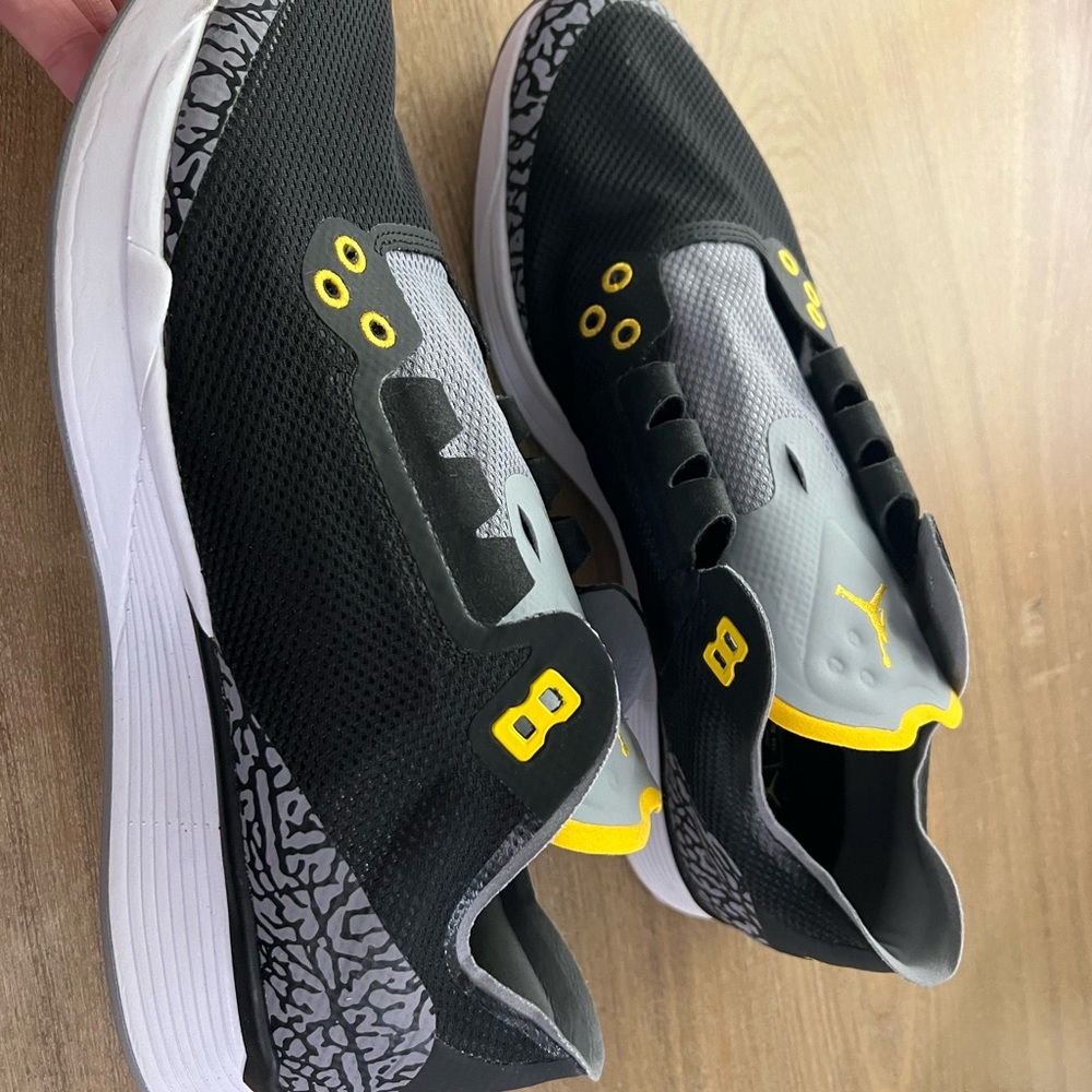 New Jordan 88 Racer Varsity Maize